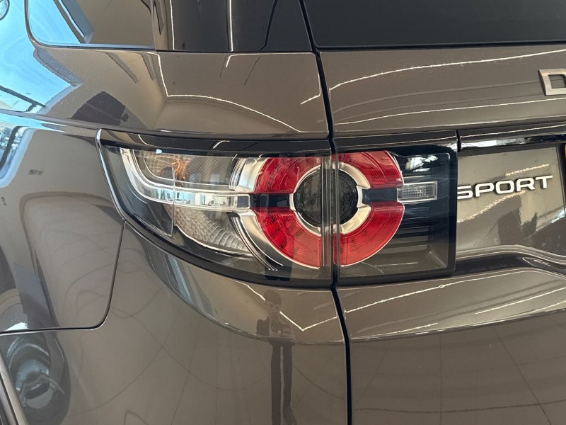 2018 (18) LAND ROVER DISCOVERY SPORT 2.0 TD4 180 SE Tech 5dr Auto 5196102