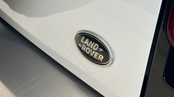 2023 (23) LAND ROVER DEFENDER 3.0 D250 SE 110 5dr Auto 5221383