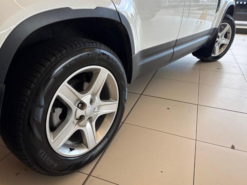 2023 (23) LAND ROVER DEFENDER 3.0 D250 SE 110 5dr Auto 5221386