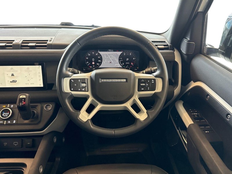 2023 (23) LAND ROVER DEFENDER 3.0 D250 SE 110 5dr Auto 5263774