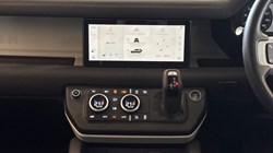 2023 (23) LAND ROVER DEFENDER 3.0 D250 SE 110 5dr Auto 5263773