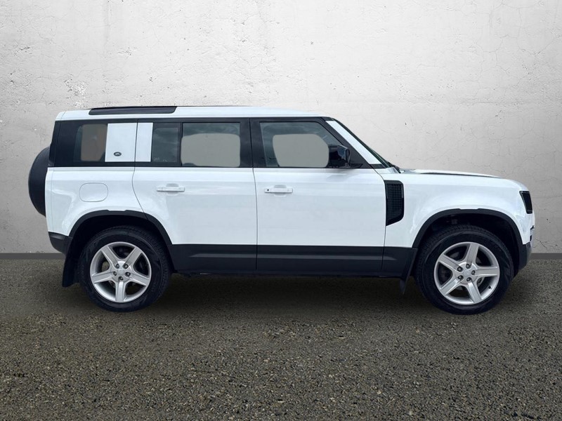 2023 (23) LAND ROVER DEFENDER 3.0 D250 SE 110 5dr Auto 5263764