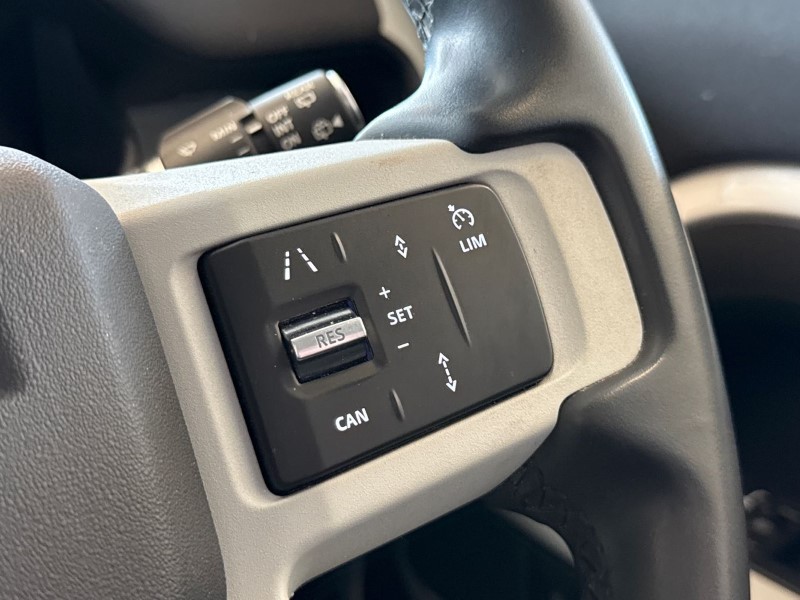 2023 (23) LAND ROVER DEFENDER 3.0 D250 SE 110 5dr Auto 5221370