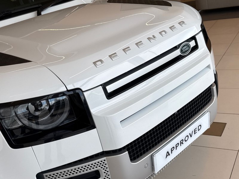 2023 (23) LAND ROVER DEFENDER 3.0 D250 SE 110 5dr Auto 5263799