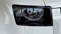 2023 (23) LAND ROVER DEFENDER 3.0 D250 SE 110 5dr Auto 5221358