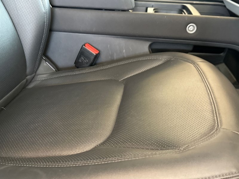 2023 (23) LAND ROVER DEFENDER 3.0 D250 SE 110 5dr Auto 5221366