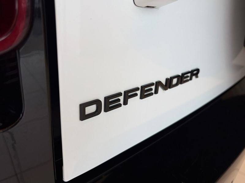 2024 (74) LAND ROVER DEFENDER 3.0 D250 X-Dynamic SE 90 3dr Auto 5412790