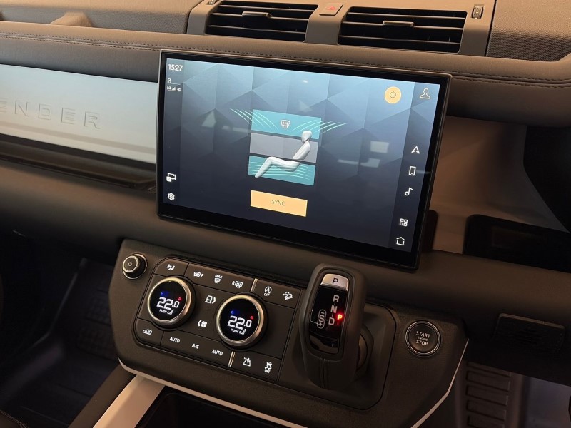 2024 (74) LAND ROVER DEFENDER 3.0 D250 X-Dynamic SE 90 3dr Auto 5247927