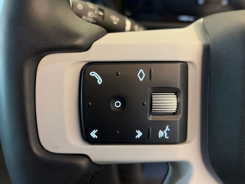 2024 (74) LAND ROVER DEFENDER 3.0 D250 X-Dynamic SE 90 3dr Auto 5412770