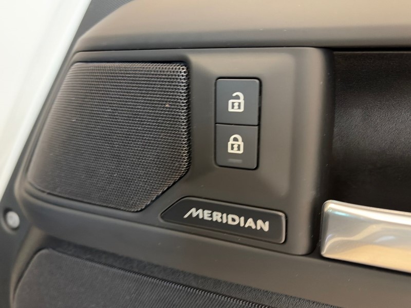 2024 (74) LAND ROVER DEFENDER 3.0 D250 X-Dynamic SE 90 3dr Auto 5247947