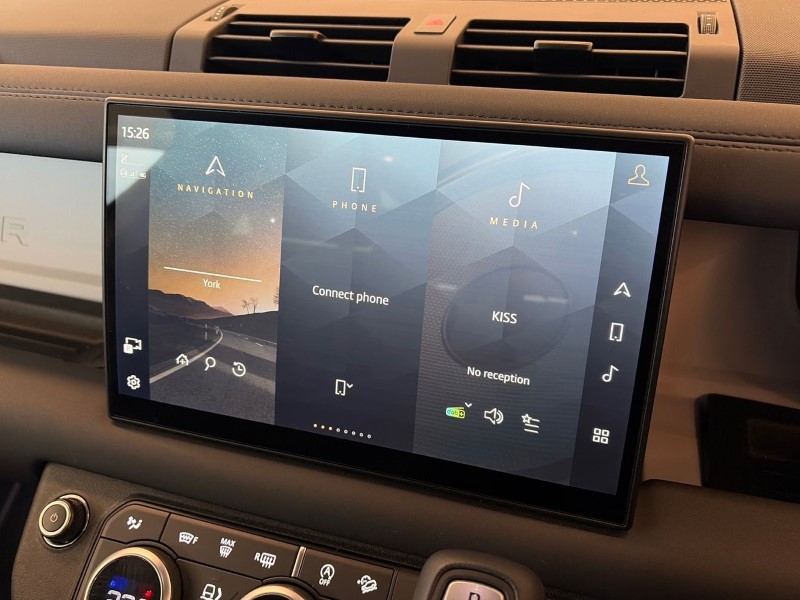 2024 (74) LAND ROVER DEFENDER 3.0 D250 X-Dynamic SE 90 3dr Auto 5247923