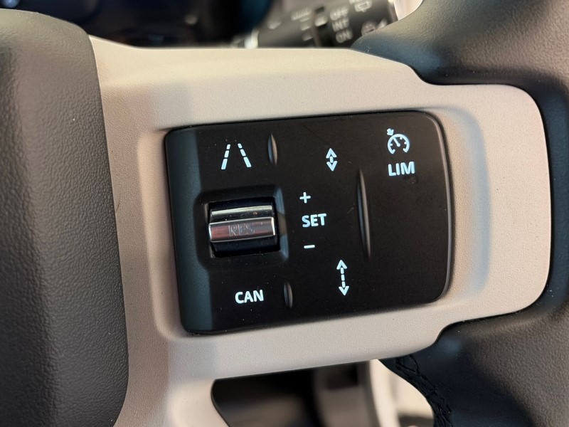 2024 (74) LAND ROVER DEFENDER 3.0 D250 X-Dynamic SE 90 3dr Auto 5412771