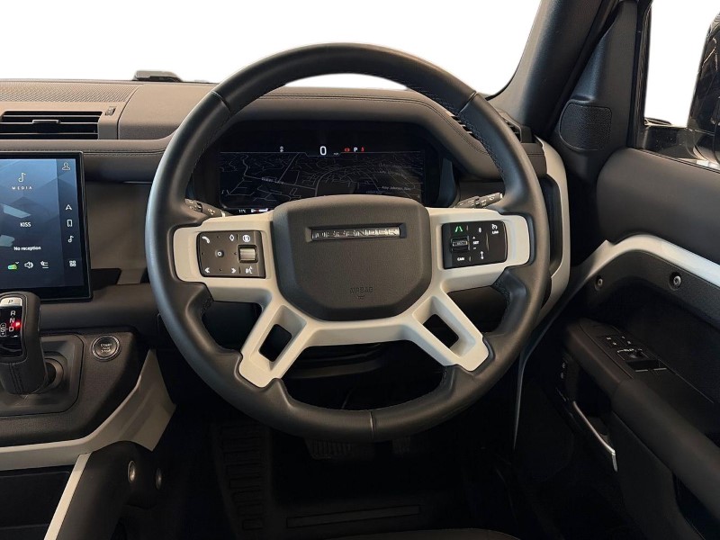 2024 (74) LAND ROVER DEFENDER 3.0 D250 X-Dynamic SE 90 3dr Auto 5412759