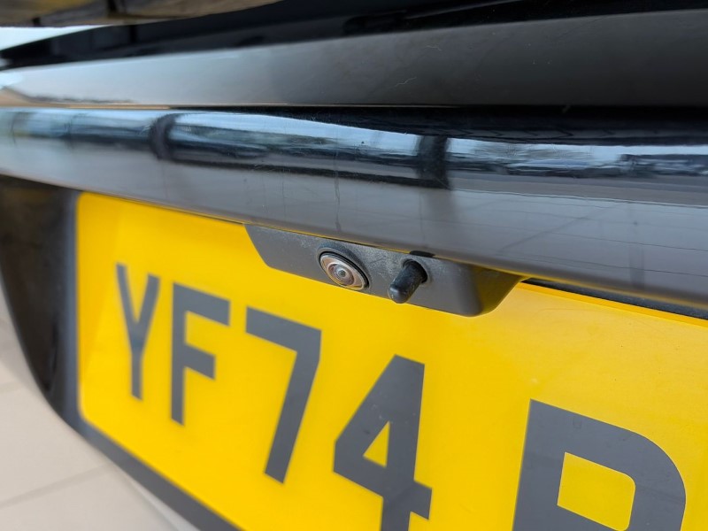 2024 (74) LAND ROVER DEFENDER 3.0 D250 X-Dynamic SE 90 3dr Auto 5412785