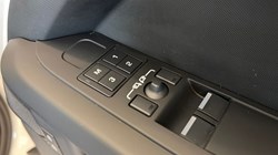 2024 (74) LAND ROVER DEFENDER 3.0 D250 X-Dynamic SE 90 3dr Auto 5247917