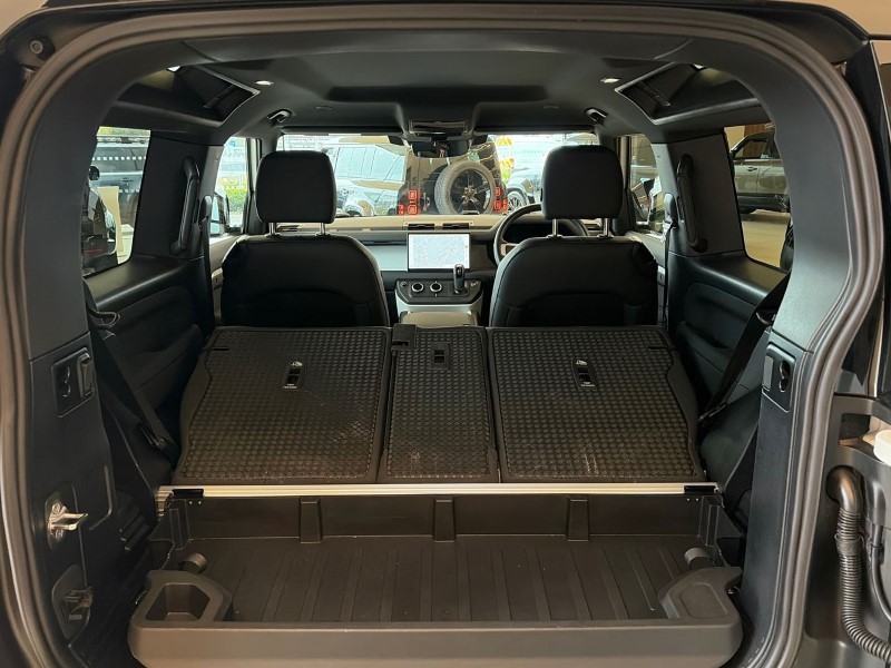 2024 (74) LAND ROVER DEFENDER 3.0 D250 X-Dynamic SE 90 3dr Auto 5247905