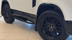 2024 (74) LAND ROVER DEFENDER 3.0 D250 X-Dynamic SE 90 3dr Auto 5412788