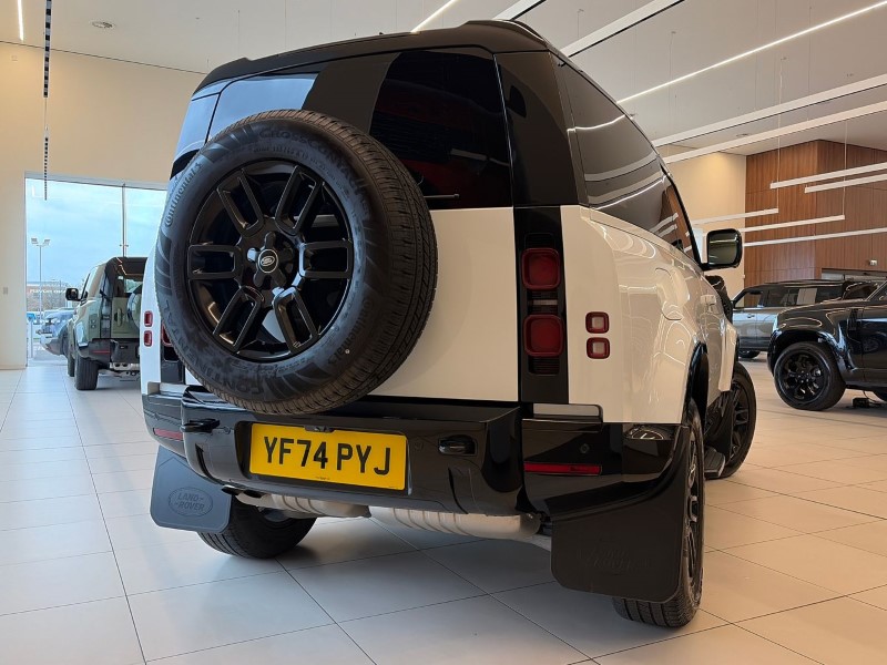 2024 (74) LAND ROVER DEFENDER 3.0 D250 X-Dynamic SE 90 3dr Auto 5412799