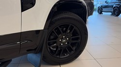 2024 (74) LAND ROVER DEFENDER 3.0 D250 X-Dynamic SE 90 3dr Auto 5247944