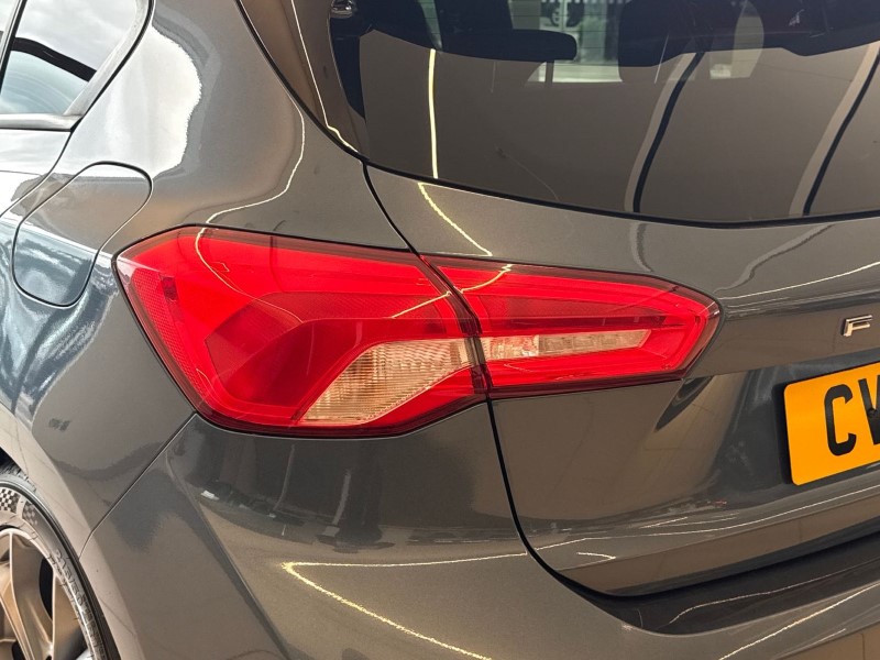 2021 (21) FORD FOCUS 1.5 EcoBlue 120 ST-Line Edition 5dr 5216637