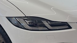 2021 (21) JAGUAR F-PACE 2.0 D165 R-Dynamic S 5dr Auto AWD 5184439