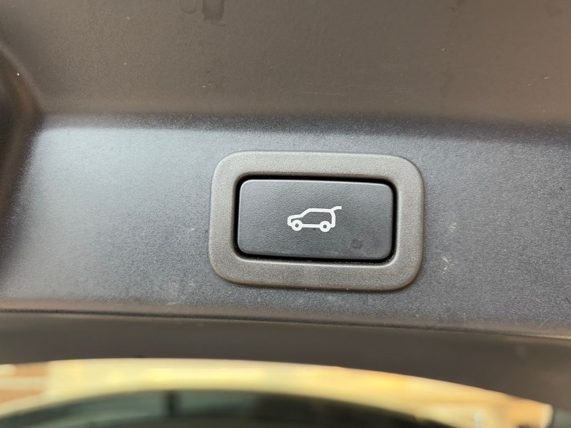 2021 (21) JAGUAR F-PACE 2.0 D165 R-Dynamic S 5dr Auto AWD 5184464