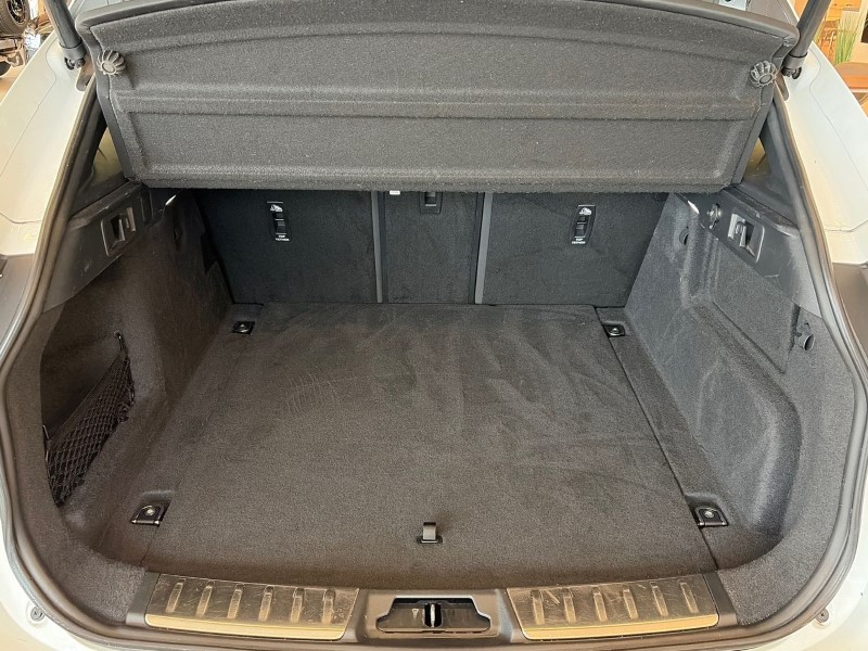 2021 (21) JAGUAR F-PACE 2.0 D165 R-Dynamic S 5dr Auto AWD 5184432