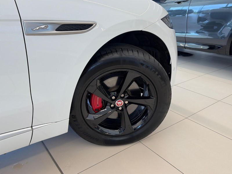 2021 (21) JAGUAR F-PACE 2.0 D165 R-Dynamic S 5dr Auto AWD 5184473