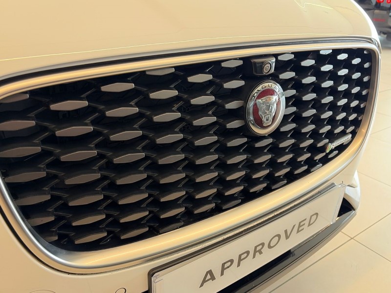 2021 (21) JAGUAR F-PACE 2.0 D165 R-Dynamic S 5dr Auto AWD 5184467