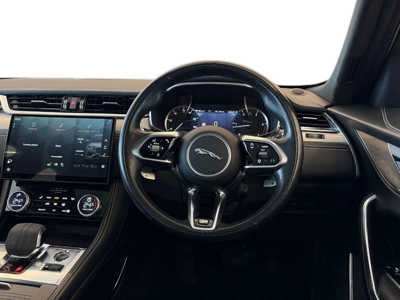 2021 (21) JAGUAR F-PACE 2.0 D165 R-Dynamic S 5dr Auto AWD 5184437