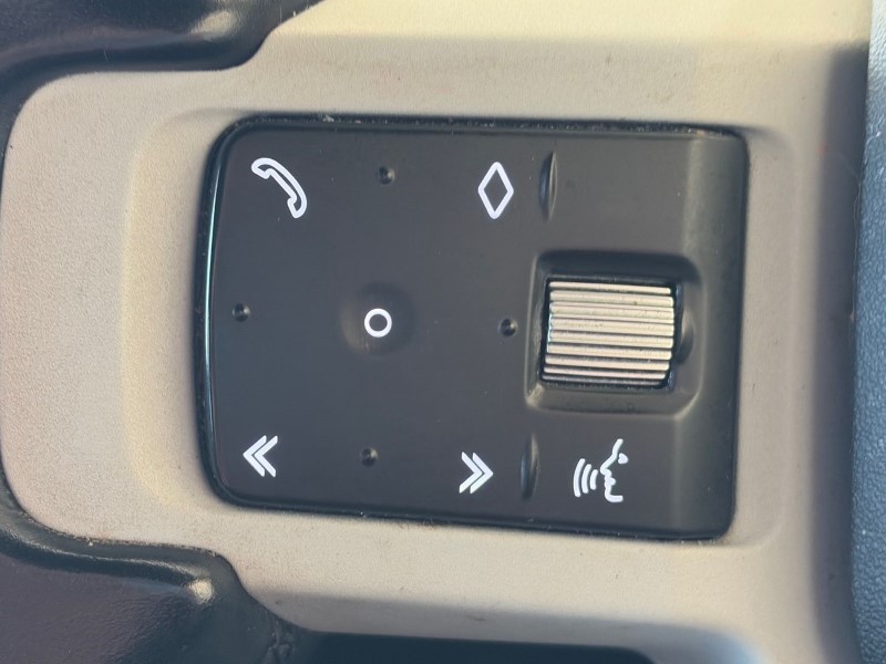 2021 (21) LAND ROVER DEFENDER 3.0 D300 X-Dynamic S 110 5dr Auto [6 Seat] 5192766