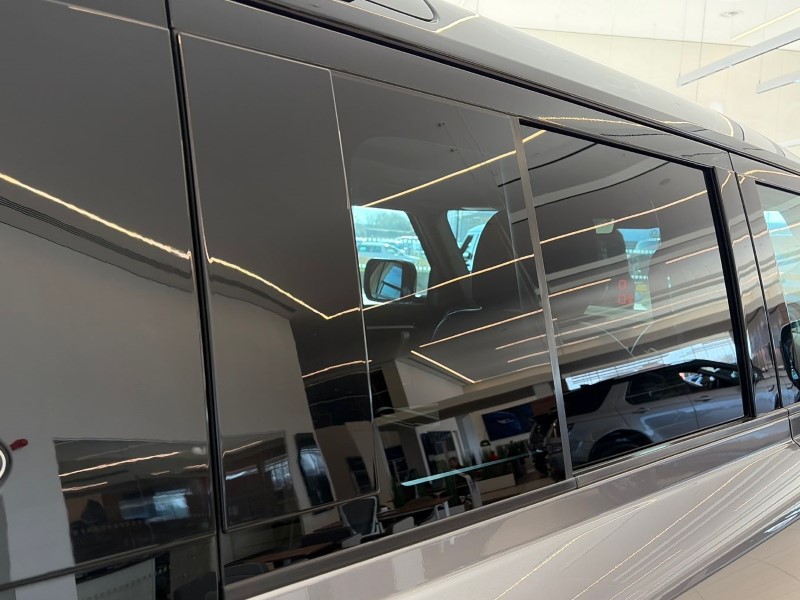 2021 (21) LAND ROVER DEFENDER 3.0 D300 X-Dynamic S 110 5dr Auto [6 Seat] 5192790