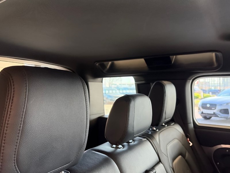2021 (21) LAND ROVER DEFENDER 3.0 D300 X-Dynamic S 110 5dr Auto [6 Seat] 5192798