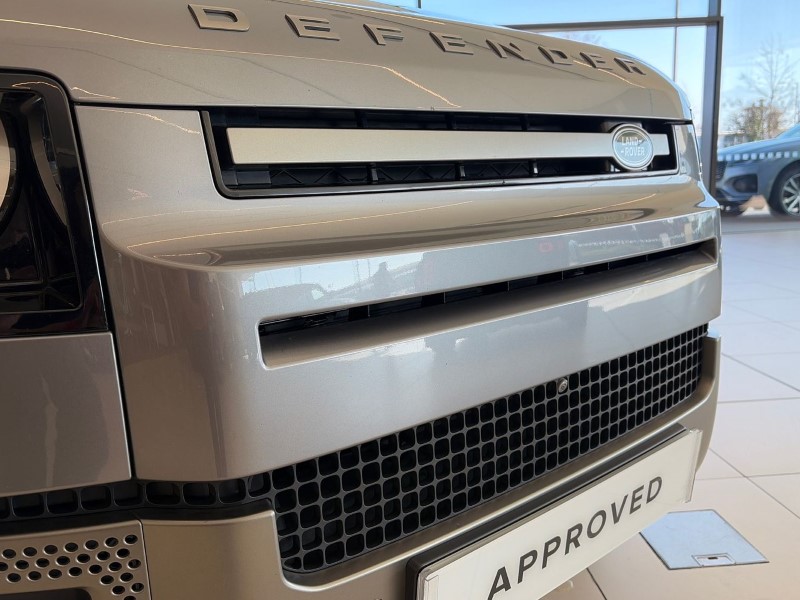 2021 (21) LAND ROVER DEFENDER 3.0 D300 X-Dynamic S 110 5dr Auto [6 Seat] 5192782