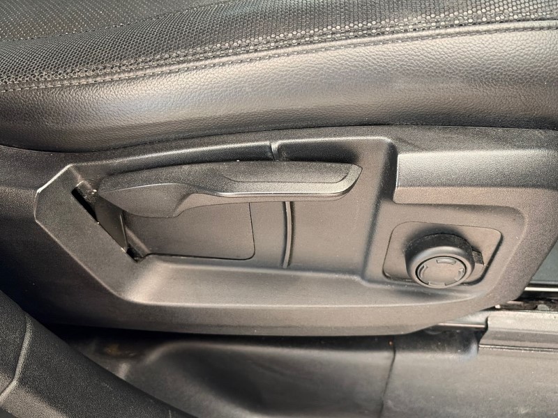 2021 (21) LAND ROVER DEFENDER 3.0 D300 X-Dynamic S 110 5dr Auto [6 Seat] 5192764