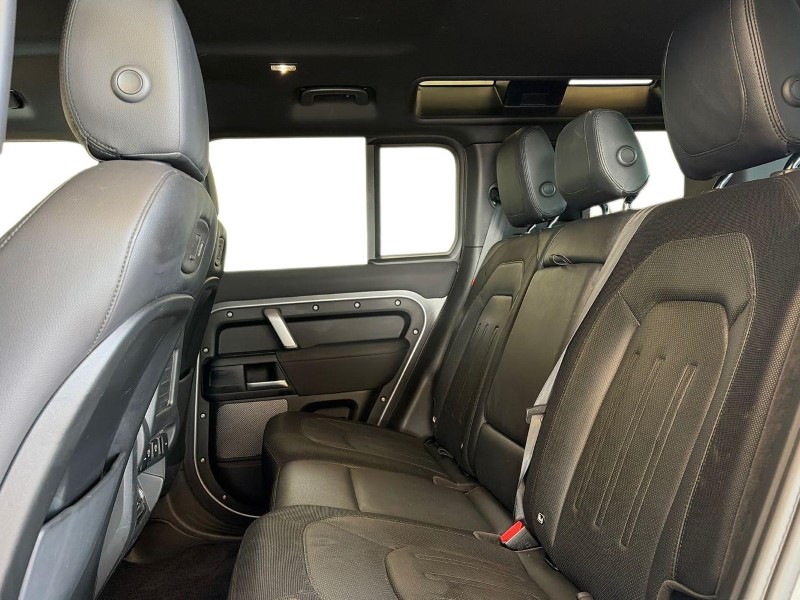 2021 (21) LAND ROVER DEFENDER 3.0 D300 X-Dynamic S 110 5dr Auto [6 Seat] 5192745