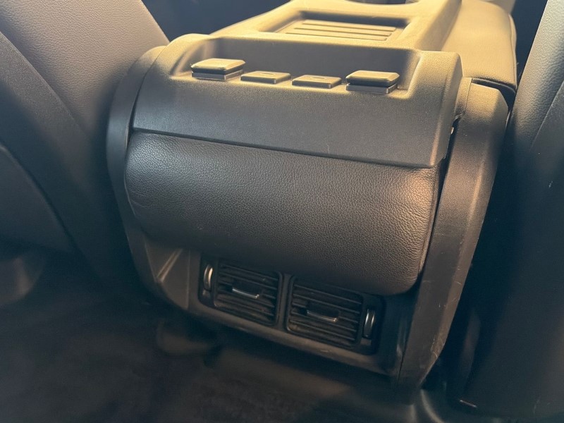 2021 (21) LAND ROVER DEFENDER 3.0 D300 X-Dynamic S 110 5dr Auto [6 Seat] 5192759