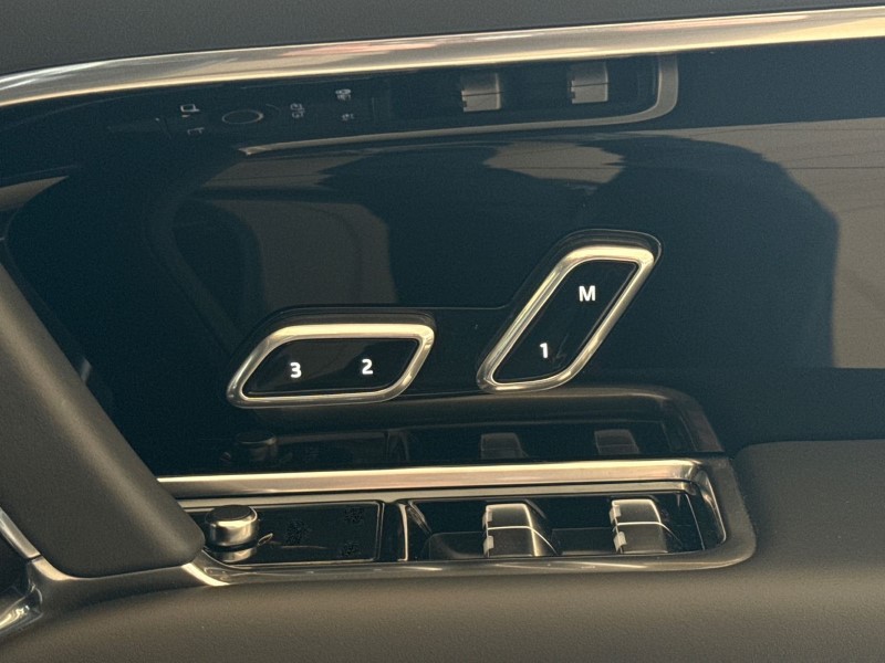 2025 (75) LAND ROVER RANGE ROVER 3.0 D300 SE 4dr Auto 5218599