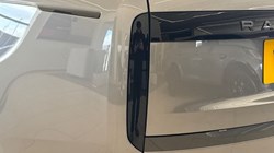 2025 (75) LAND ROVER RANGE ROVER 3.0 D300 SE 4dr Auto 5218594