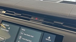 2025 (75) LAND ROVER RANGE ROVER 3.0 D300 SE 4dr Auto 5218610