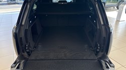 2025 (75) LAND ROVER RANGE ROVER 3.0 D300 SE 4dr Auto 5218585