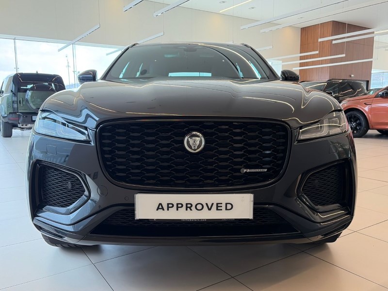2024 (24) JAGUAR F-PACE 2.0 D200 R-Dynamic HSE Black 5dr Auto AWD 5234471