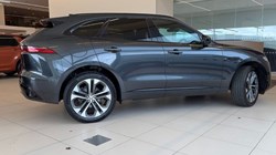 2024 (24) JAGUAR F-PACE 2.0 D200 R-Dynamic HSE Black 5dr Auto AWD 5234468