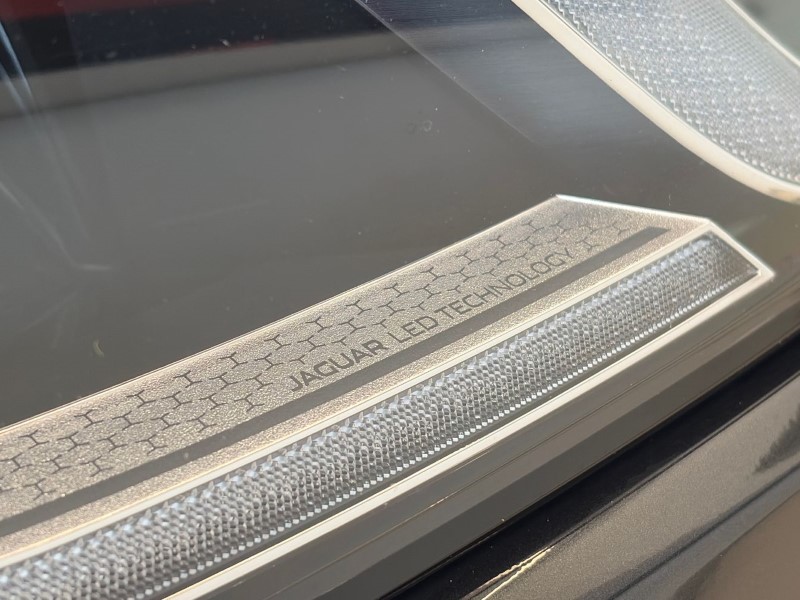 2024 (24) JAGUAR F-PACE 2.0 D200 R-Dynamic HSE Black 5dr Auto AWD 5234473