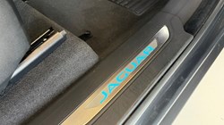 2024 (24) JAGUAR F-PACE 2.0 D200 R-Dynamic HSE Black 5dr Auto AWD 5234452