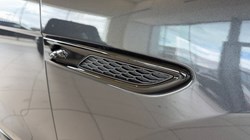 2024 (24) JAGUAR F-PACE 2.0 D200 R-Dynamic HSE Black 5dr Auto AWD 5234431