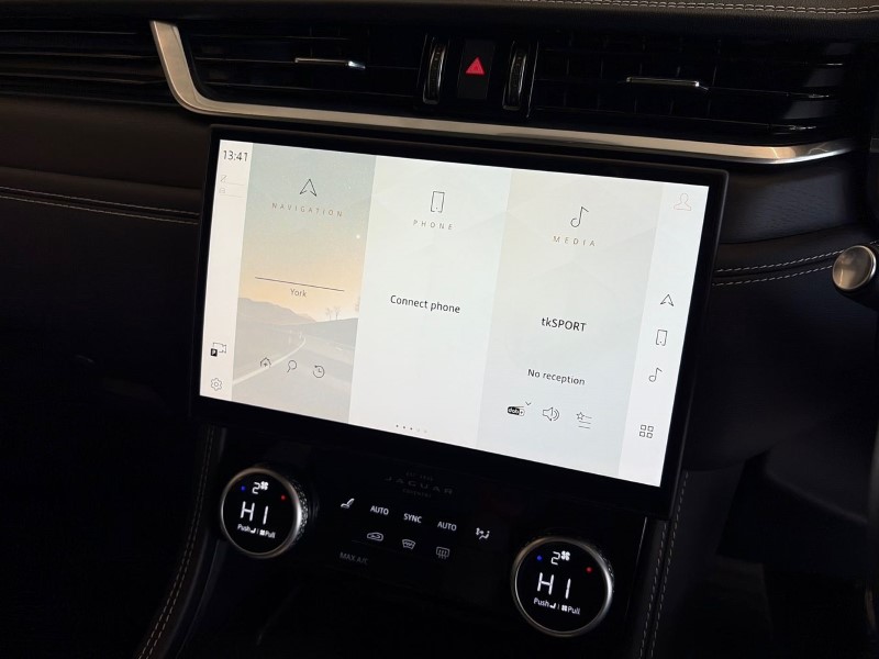 2024 (24) JAGUAR F-PACE 2.0 D200 R-Dynamic HSE Black 5dr Auto AWD 5234441