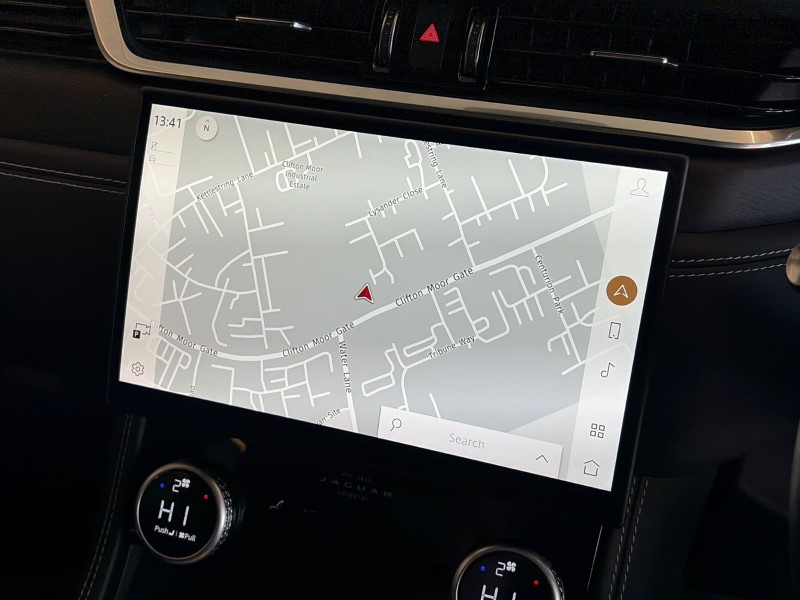 2024 (24) JAGUAR F-PACE 2.0 D200 R-Dynamic HSE Black 5dr Auto AWD 5234442