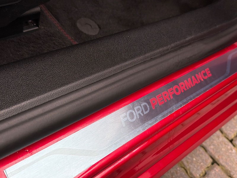 2024 (24) FORD FOCUS 2.3 EcoBoost ST 5dr Auto 5204094