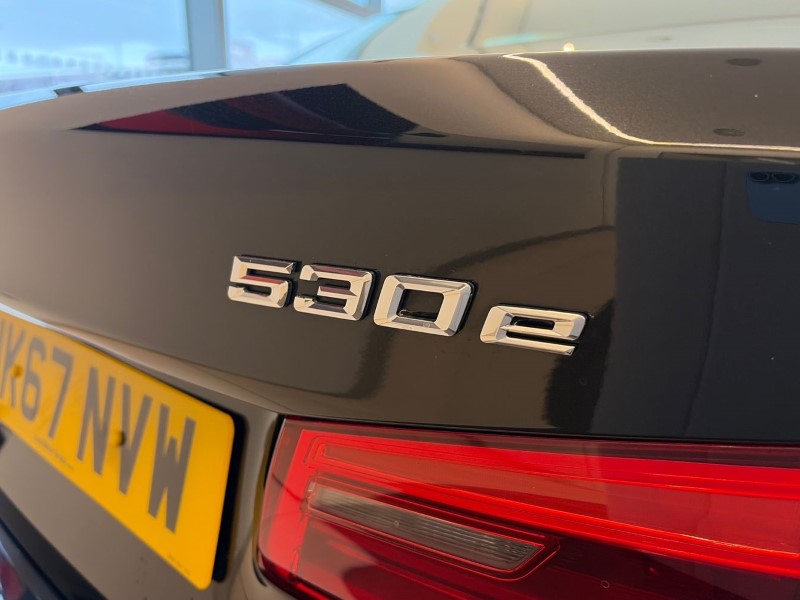 2017 (67) BMW 5 SERIES 530e M Sport 4dr Auto 5276832